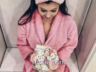 Annie_Astie