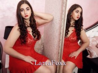 LarraFoxx