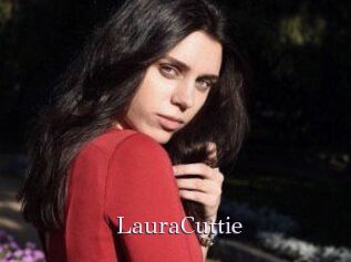 Laura_Cuttie