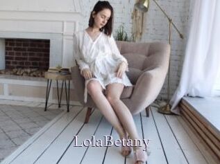 LolaBetany