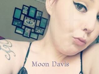 Moon_Davis