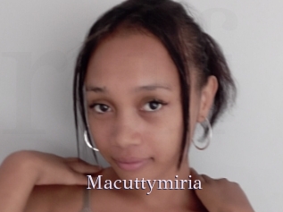 macuttymiria Rencontre Une Femme