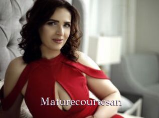 Maturecourtesan