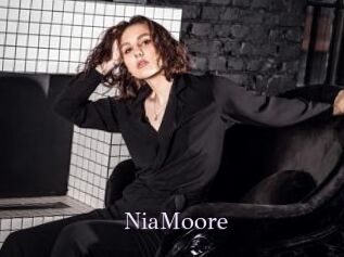 NiaMoore