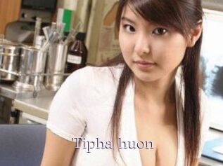 Tipha_huon